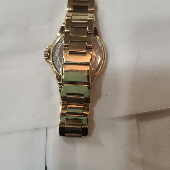 Micheal kors watch used - Picture 3 of 3